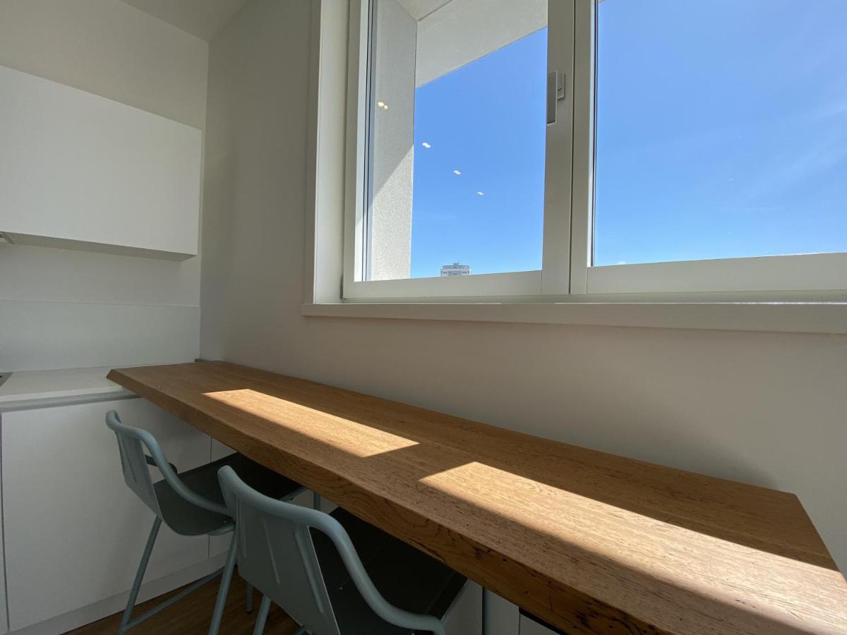 Podium Apartment *