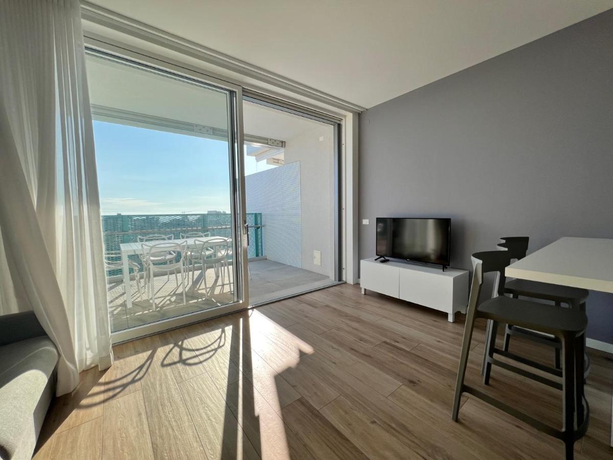 Apartment Podium